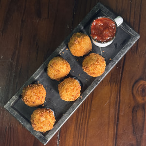 Croquete Frango com Cheddar e Bacon