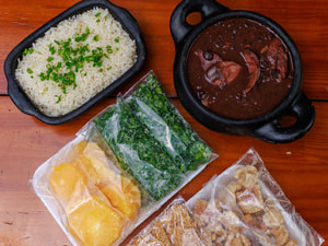 Feijoada Para 02 Pessoas com Banana Frita